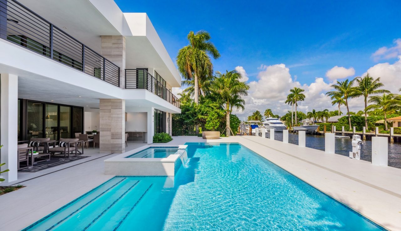 2519 Lucille Drive | Florida Luxurious Properties